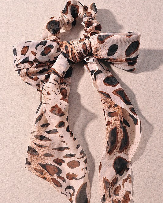 Leopard Scrunches
